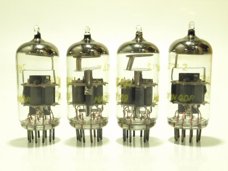 カメラのいわもと：真空管 6DJ8,7DJ8,ECC88,6922,PCC88,同等管、類似管