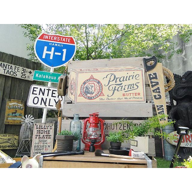 昔のアドバタイジング ウッドサイン （プレーリーファーム） アメリカ