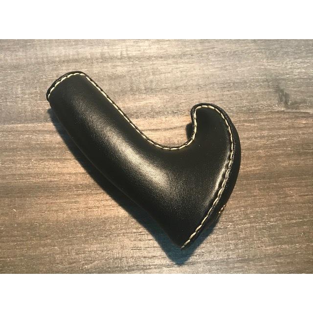 バスカヴィル ブッチャーグリップ ・本体ブラック/底部ブラック/縫い糸