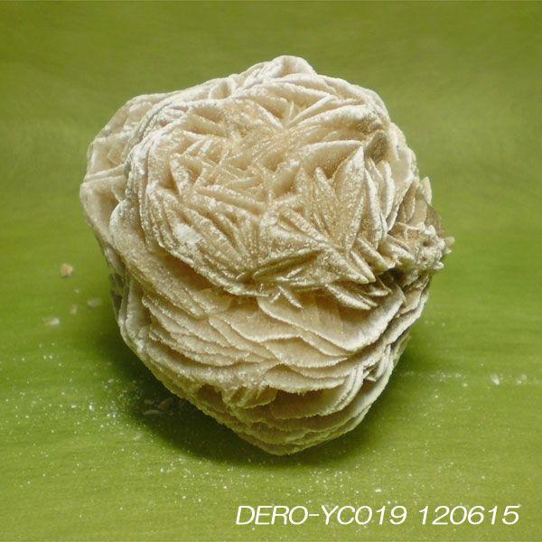 デザートローズ（砂漠のバラ）砂漠に咲く花「願いをかなえる石