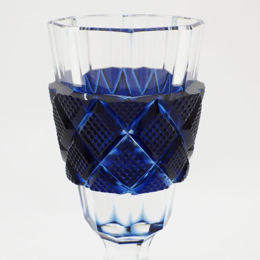 復刻 阪本光男作 薩摩切子 藍色切子脚付杯 共箱付き 色被せガラス 斜め