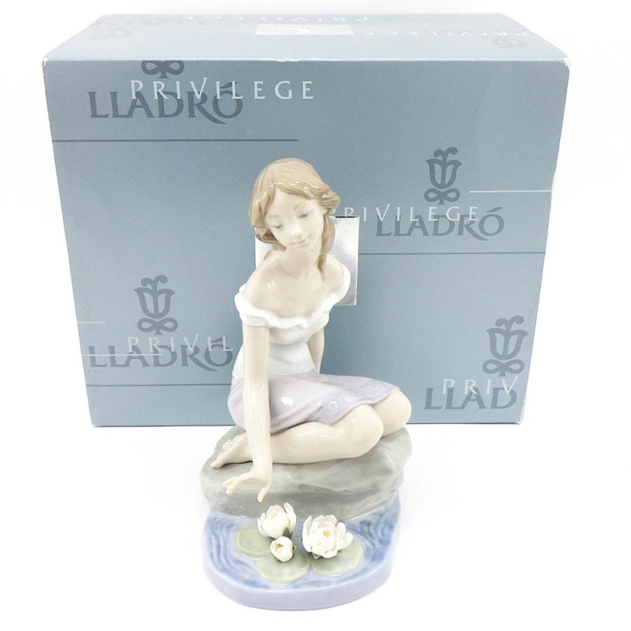 Lladro リヤドロ #7706「ヘレネの思い出」 フィギュリン 箱付き 少女