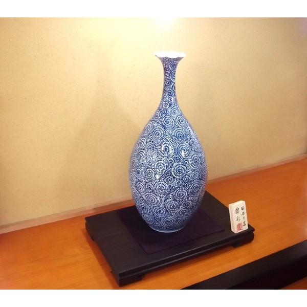 有田焼 染付蛸唐草鶴首花瓶｜陶芸作家 藤井錦彩 作 : 有田焼 藤井錦彩