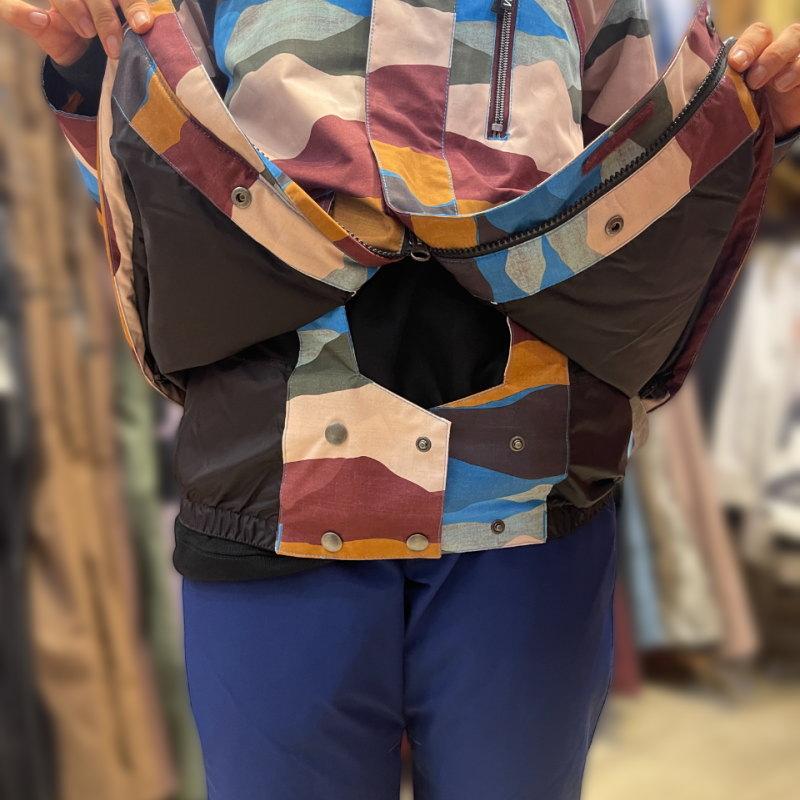 NIKITA（ニキータ） 【スノボウェア上下セット】NIKITA レディース