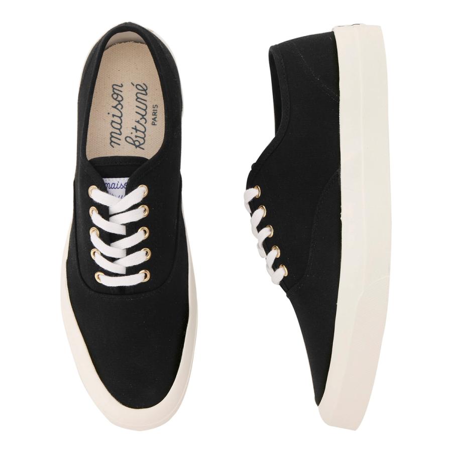 MAISON KITSUNE（メゾン キツネ） スニーカー 大きいサイズあり