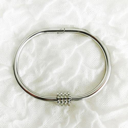 ステンレスブレスレット36 ネジ開閉式 ハーフエタニティバングル