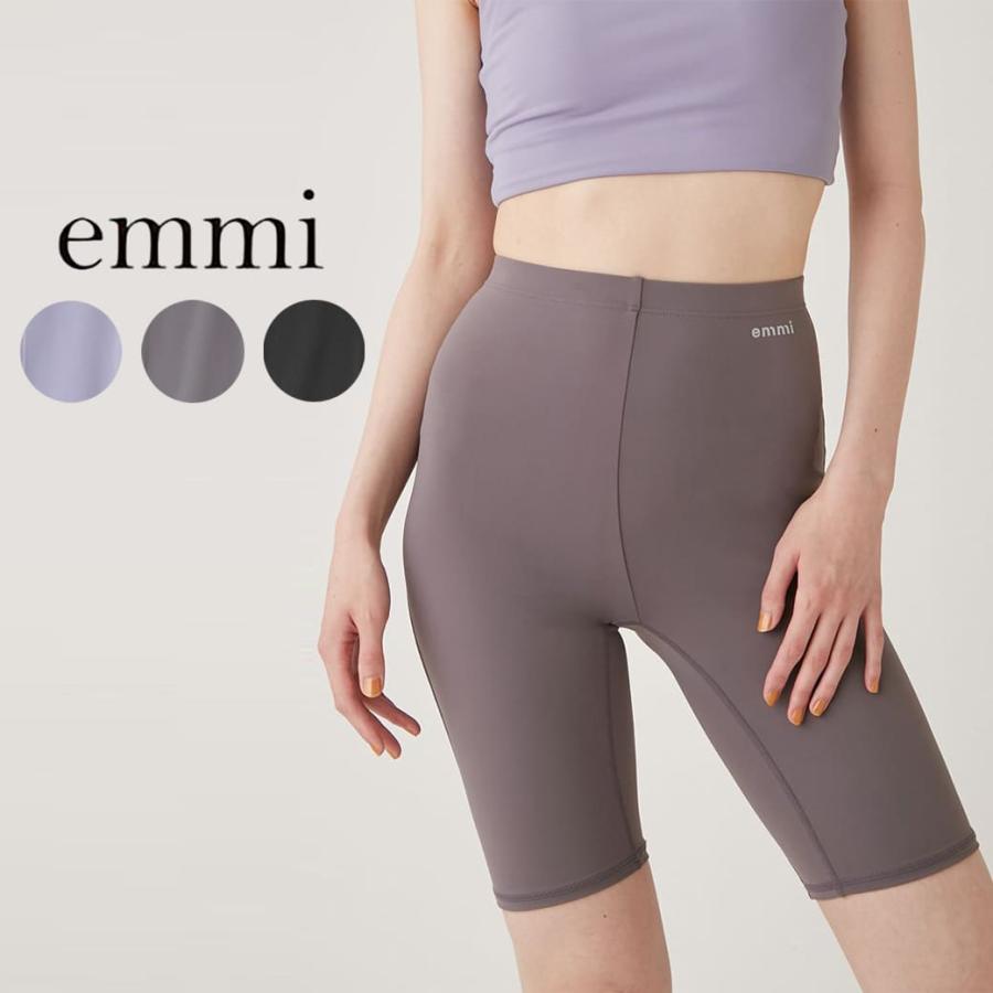 emmi yoga（エミヨガ） SALE50%OFF エミ ヨガ サステナレッチハーフ
