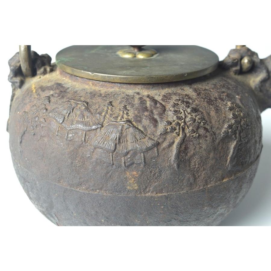 趣楽】 煎茶道具 時代 亀文堂造 持ち手象嵌獣掛け風景図鉄瓶 水漏れ