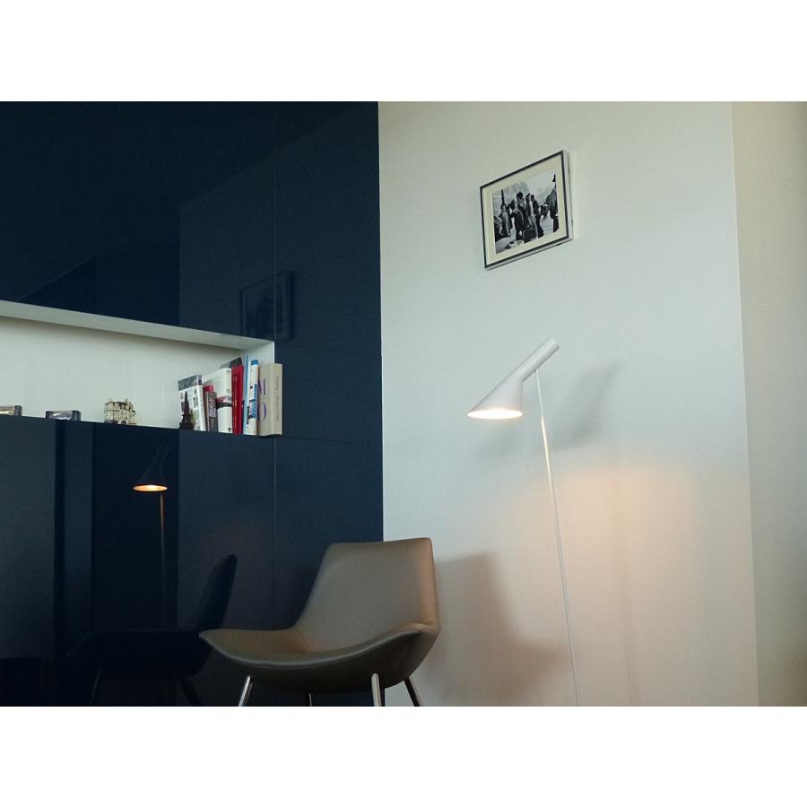 AJ フロアライト ホワイト アルネ・ヤコブセン LED電球付 フロアランプ