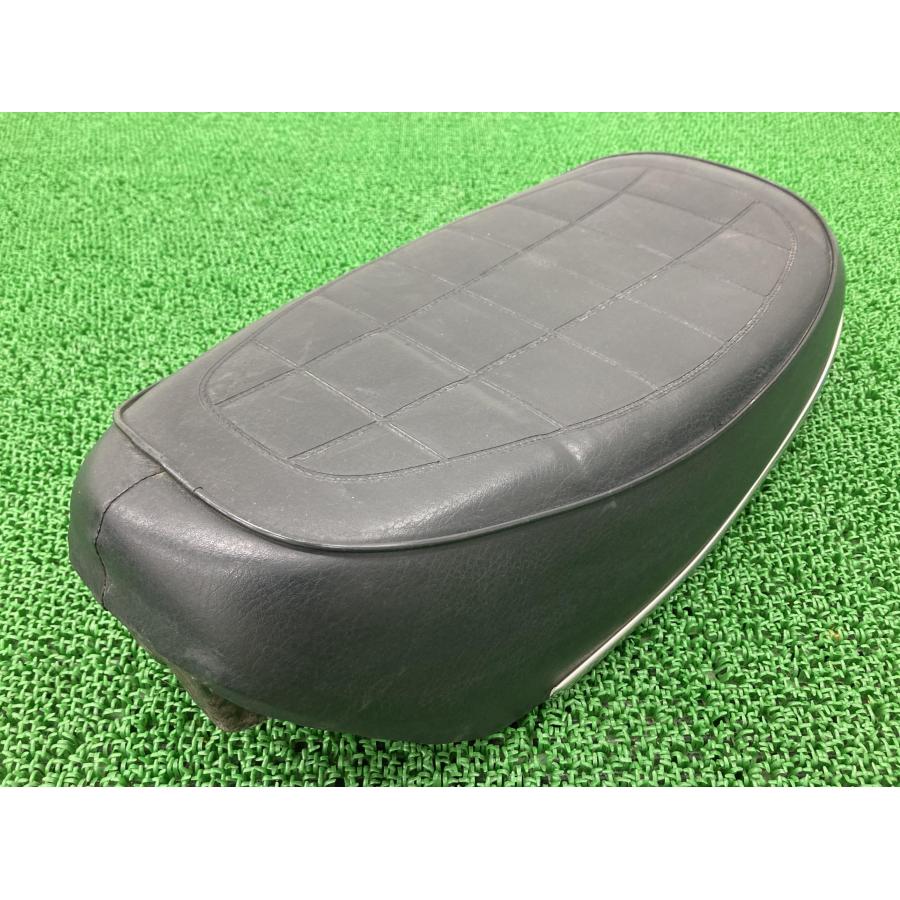ホンダ（HONDA） ダックス50 シート 純正 中古 バイク 部品 ST50 DAX