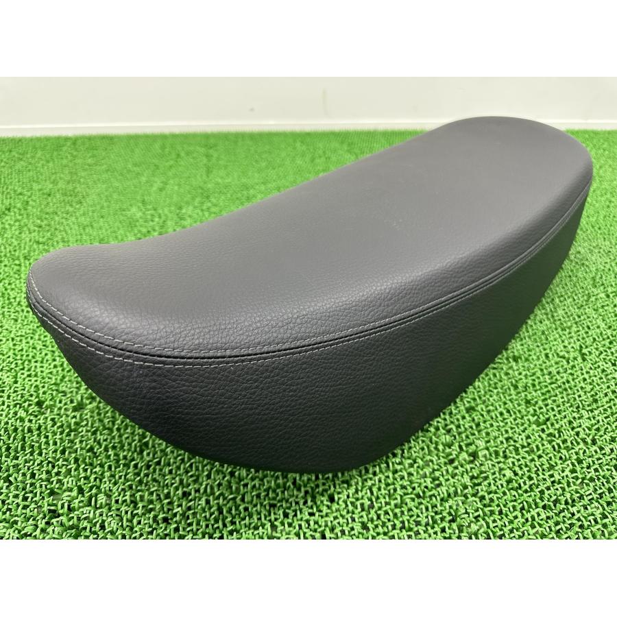 ホンダ（HONDA） ダックス125 シート K2W 純正 中古 バイク 部品 JB04
