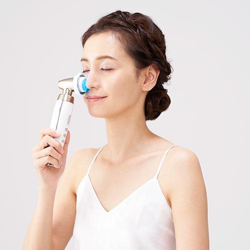 YA‐MAN（ヤーマン） 美顔器 RF美顔器 ブライトリフト EX 公式 透明感