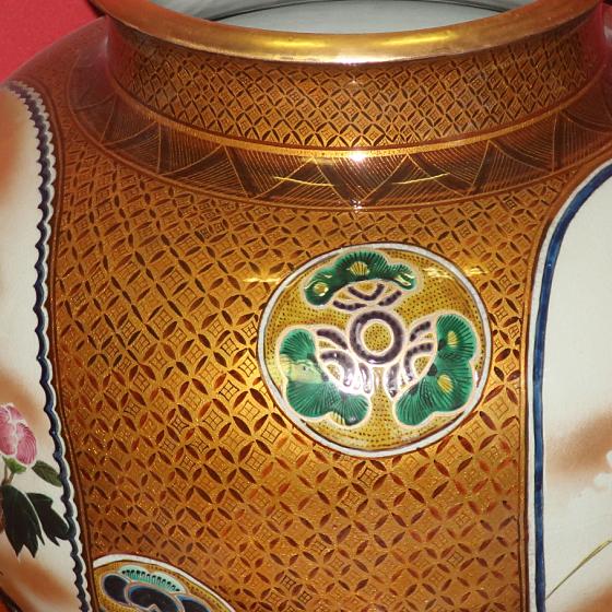 九谷焼 【逸品物】花瓶 陶器 金彩割取 陶洸作 15号（45cm)大型壺