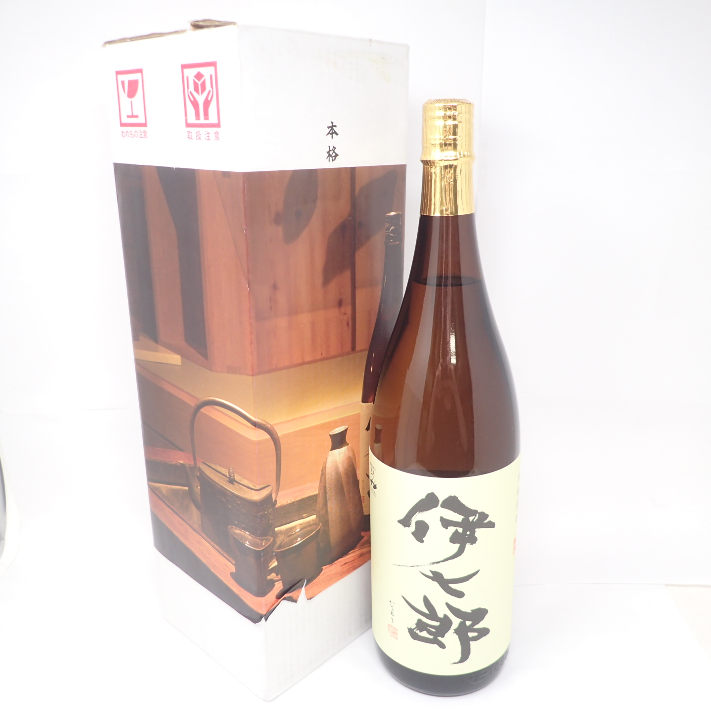 鹿児島酒造 芋焼酎 伊七郎 25度 1.8L 瓶 芋焼酎 - 最安値・価格比較