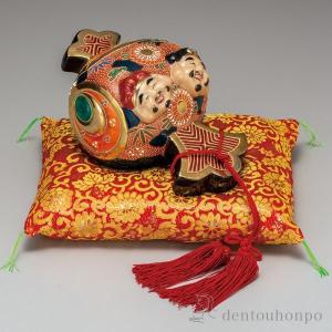 九谷焼 小槌 盛 4.5号 布団付 ( 木札名入れ有料 退職祝い 定年