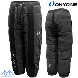オンヨネ（ONYONE） 中綿入 ミドルジャケット & 七分丈パンツ ブラック