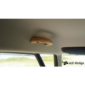 ハイエース200系 アシストグリップ ウッド フロントAピラー用 : ref