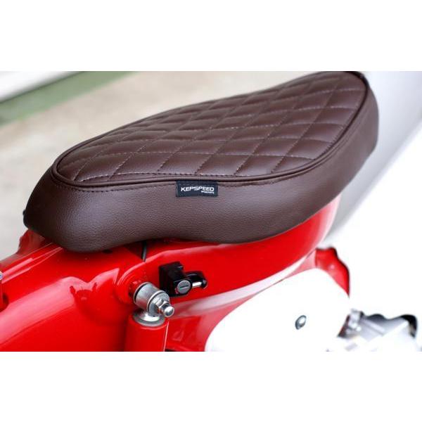 KEPSPEED製 スーパーカブ用 ダイヤカットカスタムシート ブラウン