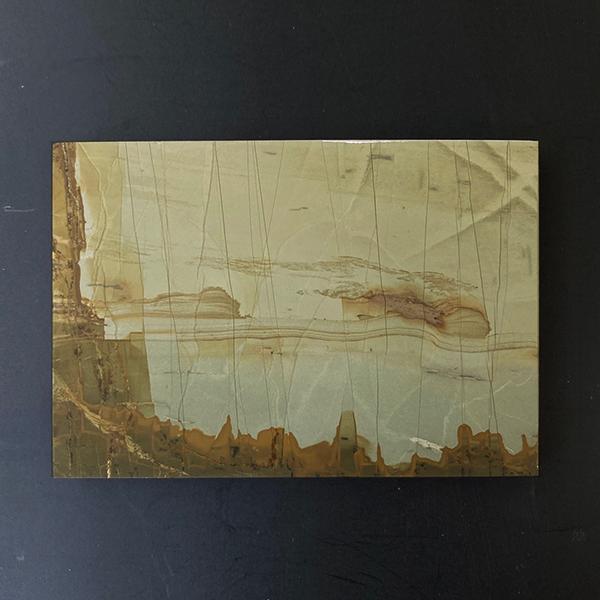 パエジナストーン（約67×47ミリ） : Mineral&Fossil - 通販 - Yahoo