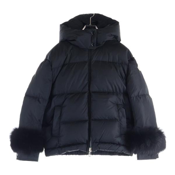 MONCLER（モンクレール） EFFRAIE GIUBBOTTO ロゴワッペン ダウン