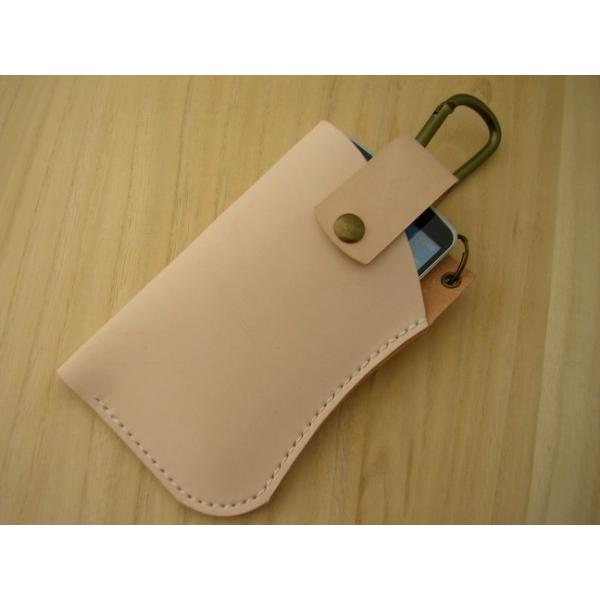 レザースマートフォンケース ベルト通し カラビナ付き 姫路レザーヌメ