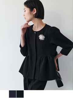 パールボタンペプラムトップス【セットアップ対応】 / Brown&Street