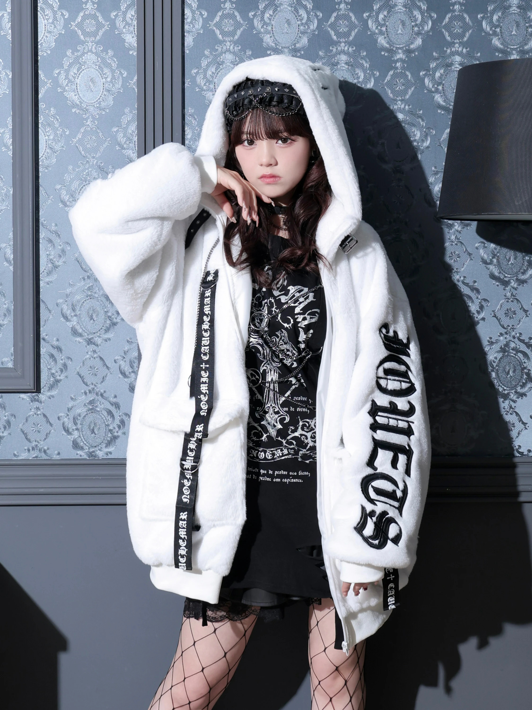 スタンドフードユニセックスファーブルゾン（ブルゾン｜オフホワイト