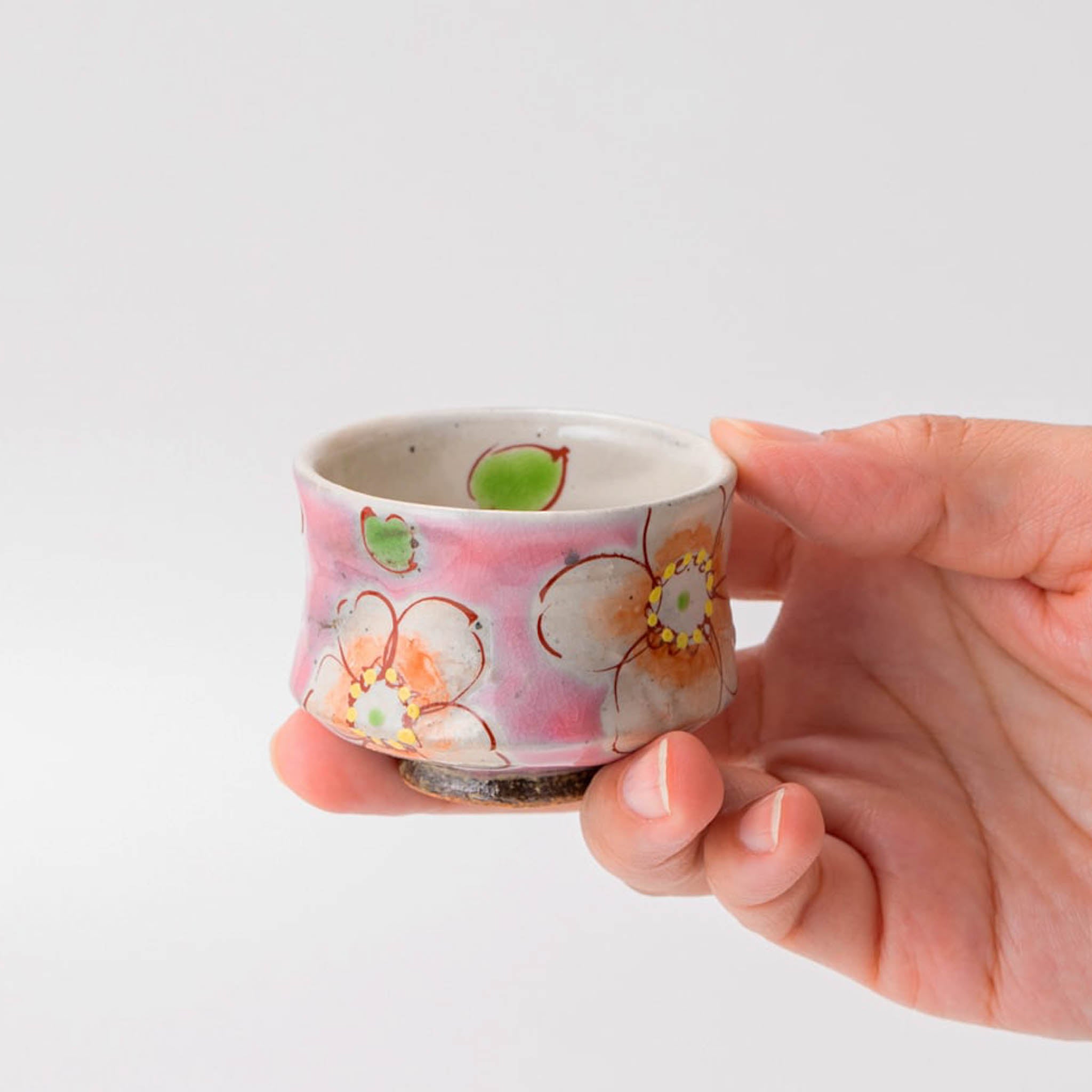 九谷焼 酒器 | ぐい呑み | ピンク花うらら | 虚空蔵窯