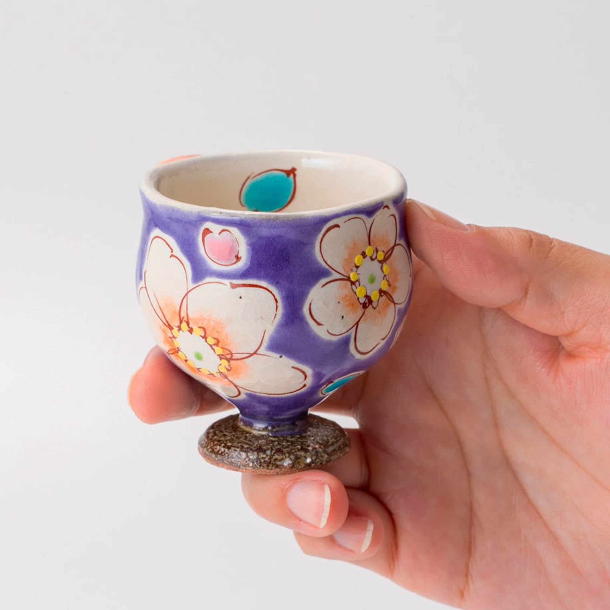 九谷焼 酒器 | ぐい呑み | バイオレット花うらら | 虚空蔵窯