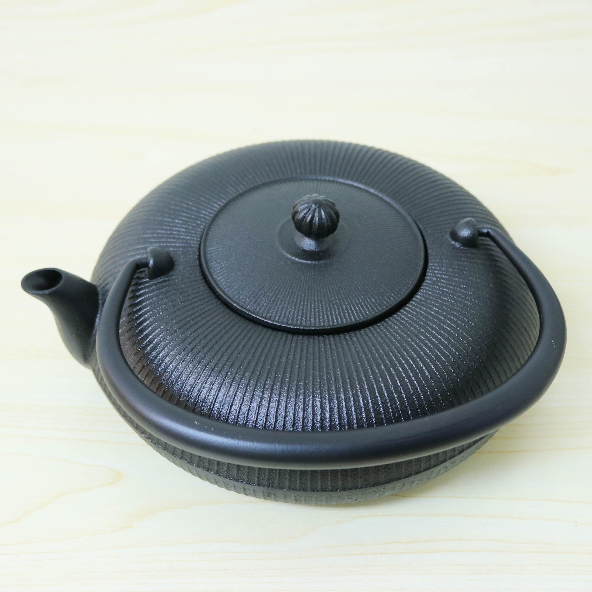 南部鉄器 鉄瓶 急須 | 立目 0.8L | 黒 | 及富