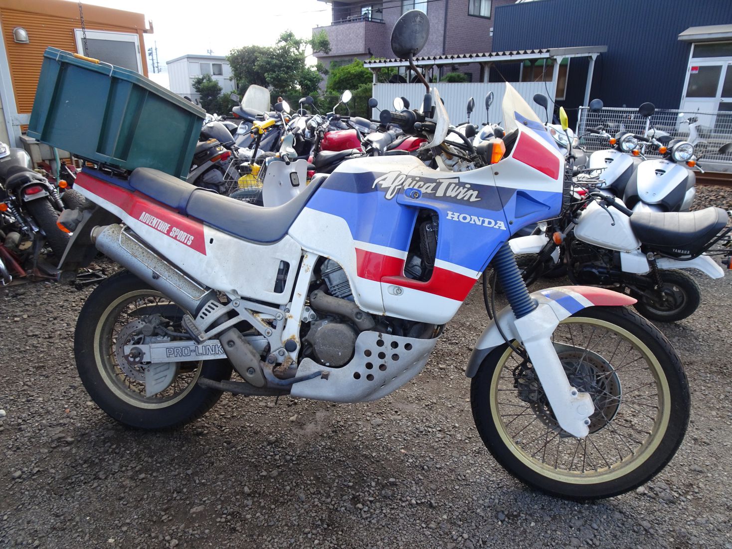 アフリカツイン650 :: 売約済み | ベストオートの時代部屋