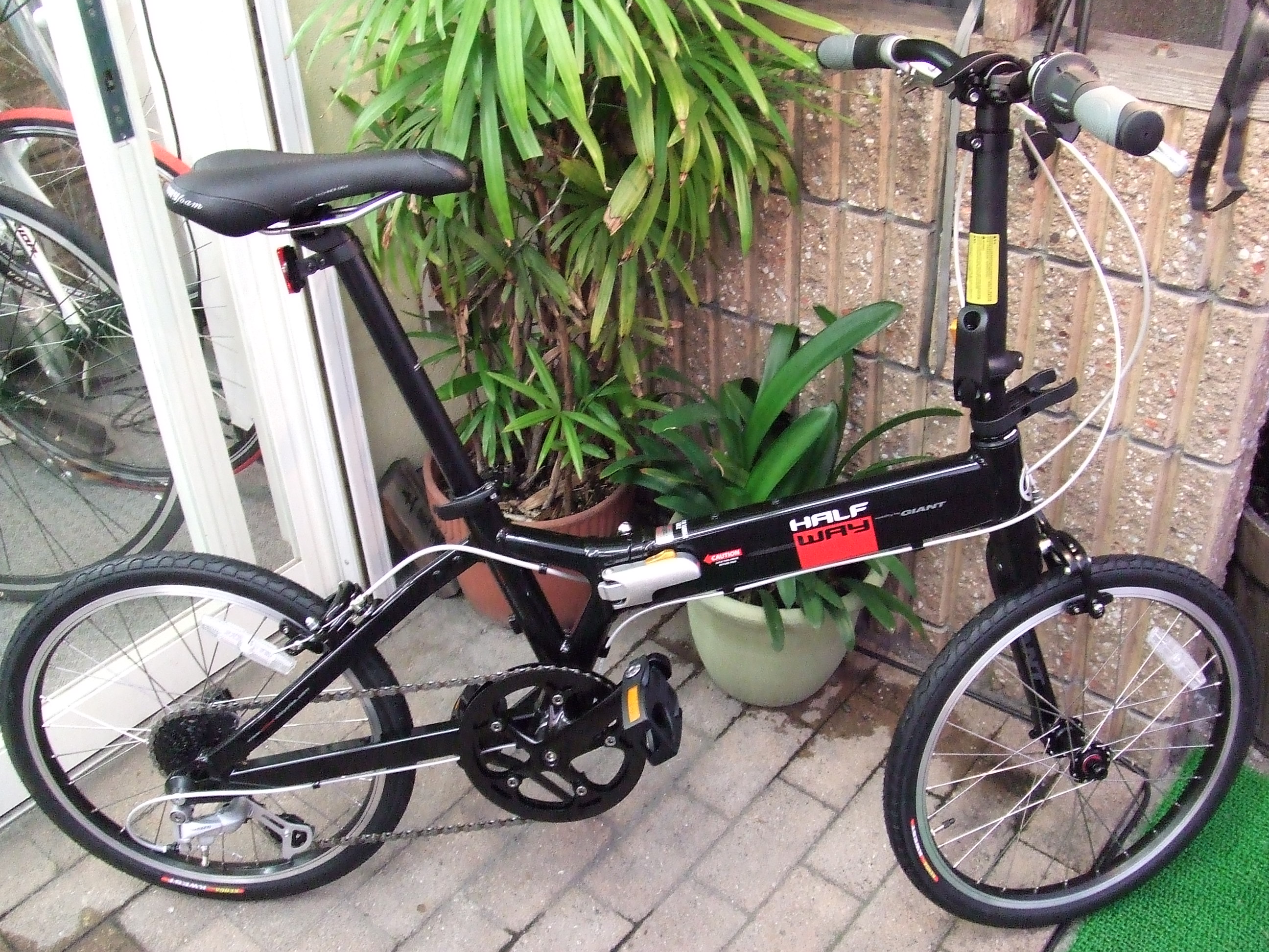 輪行に最適!! GIANT HALF WAY | QUEST-PRESS