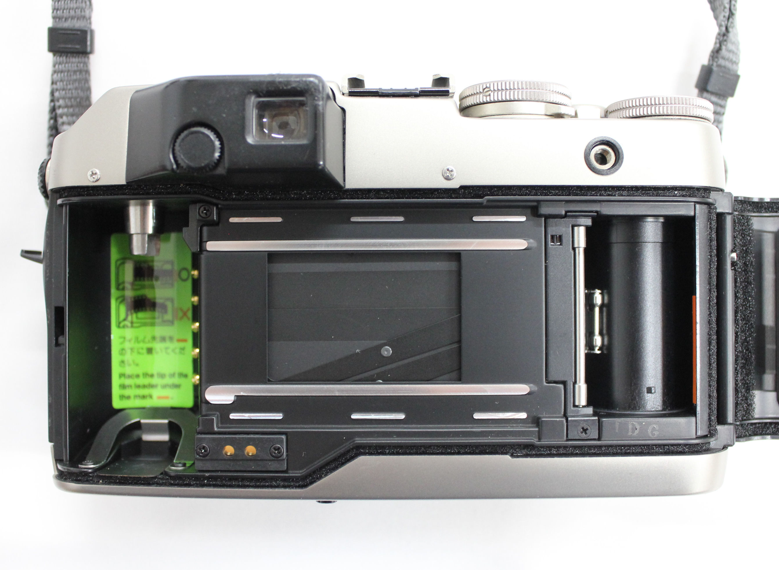 Contax G1 Green Label w/ Carl Zeiss Biogon 28mm F/2.8 & Hood/Case