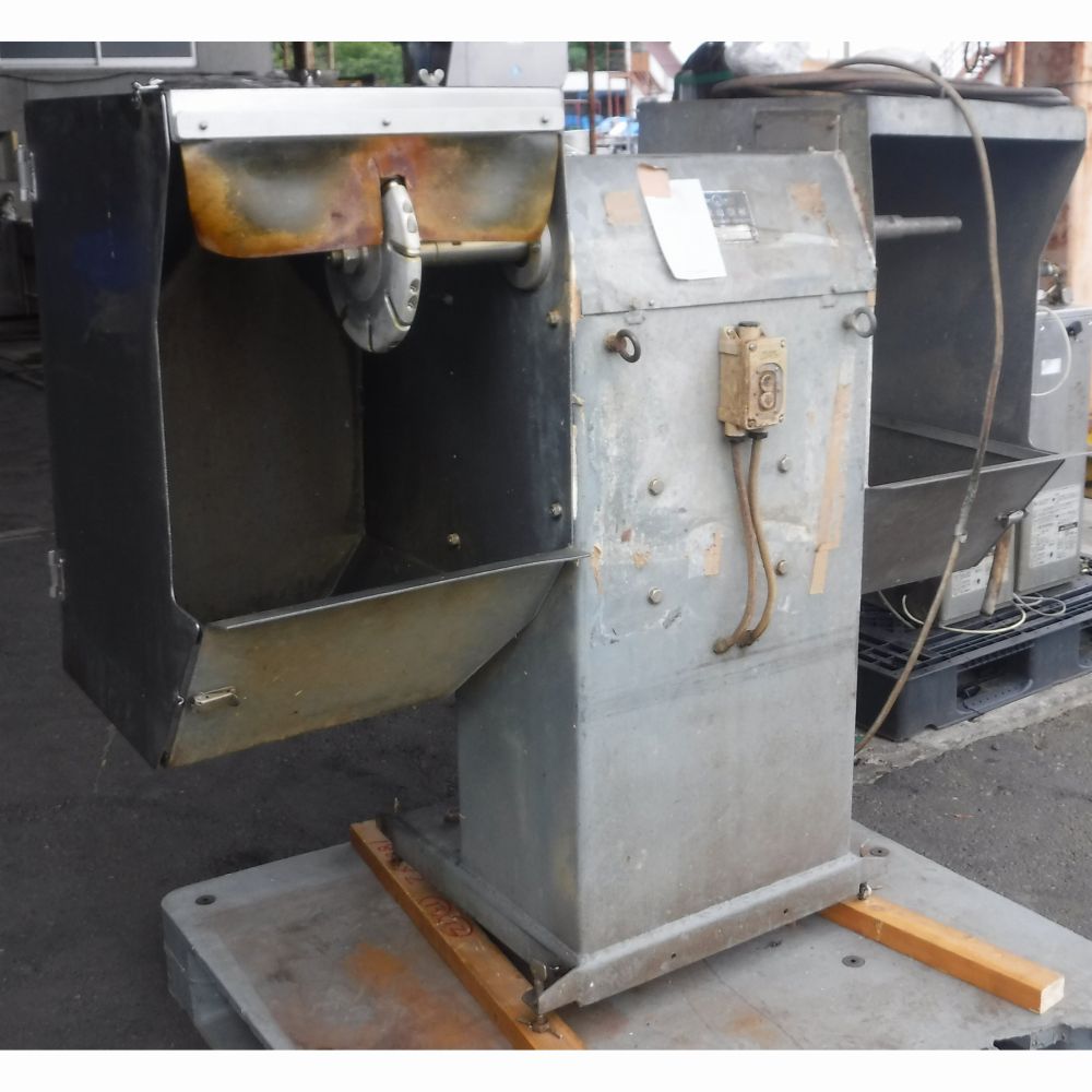 食品加工機 中古 秋山機械 M450 冷凍マグロ 冷凍カツオ 血合い取り 中