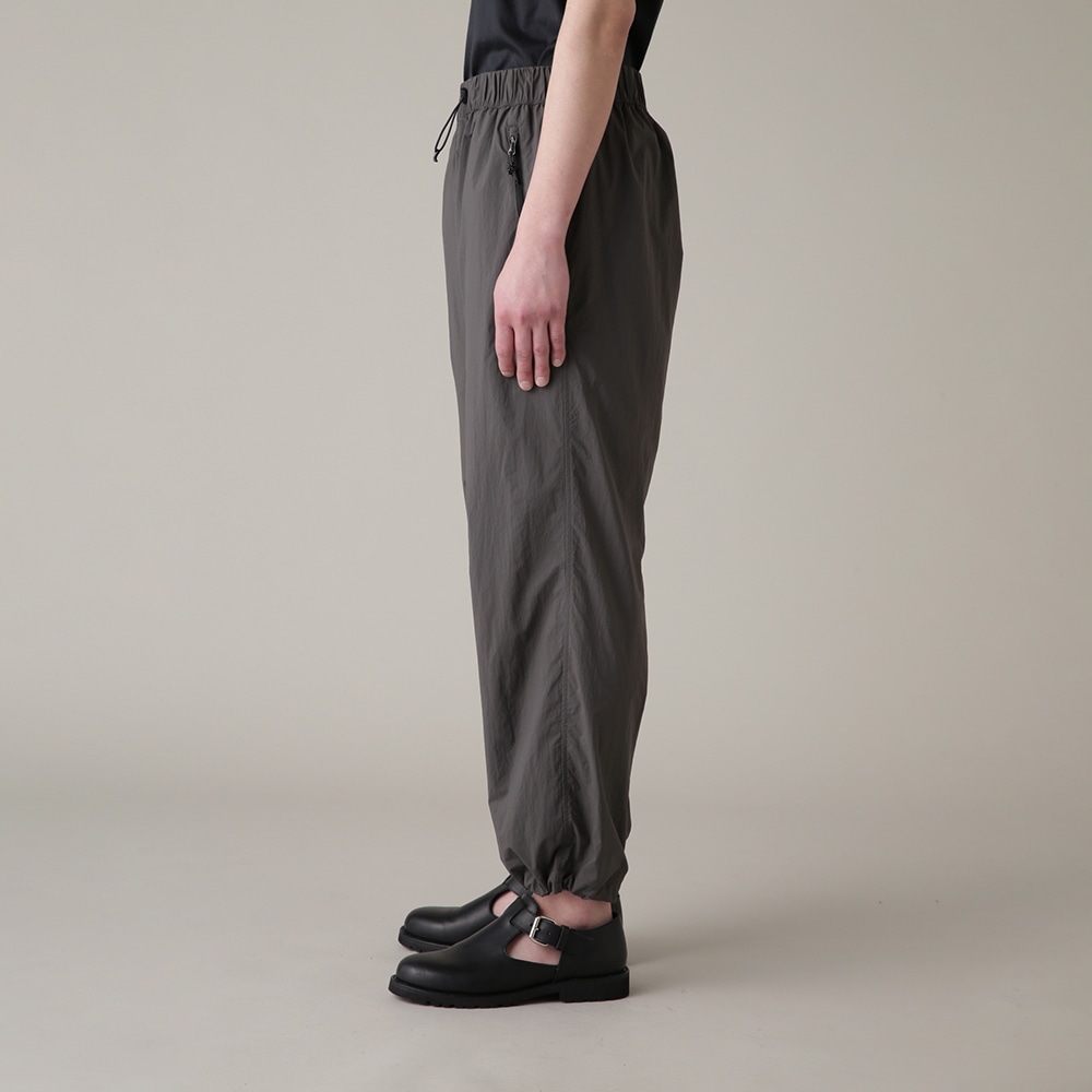 MARGARET HOWELL】ウォーターリパレントタスランナイロンパンツ