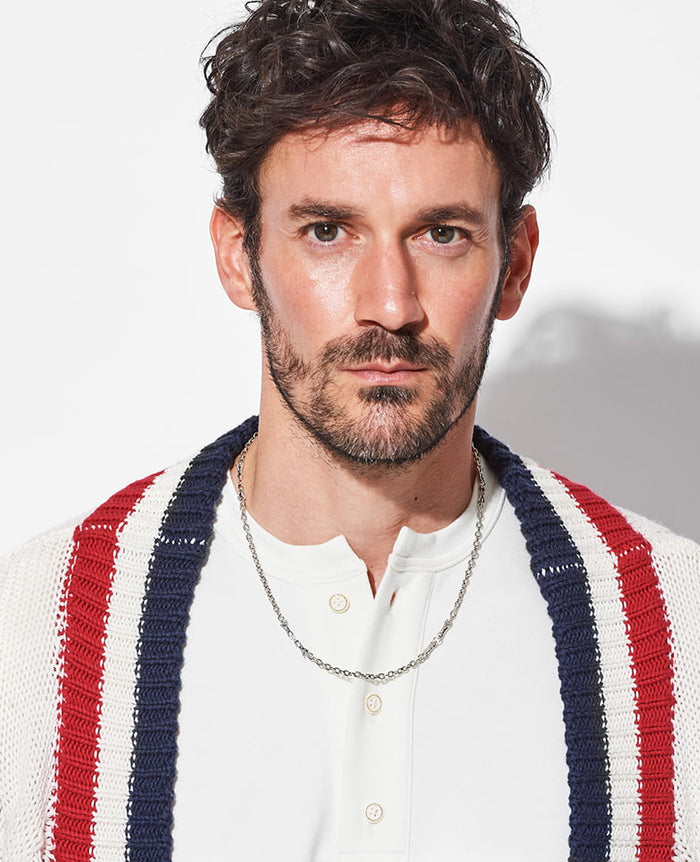 1225JUSTINDAVIS_001_M_002_700x