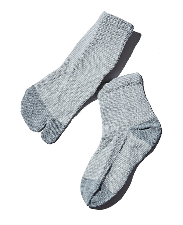 ソックス Wellness socks by GLEN CLYDE WASILK PIGGY – 買えるLEON