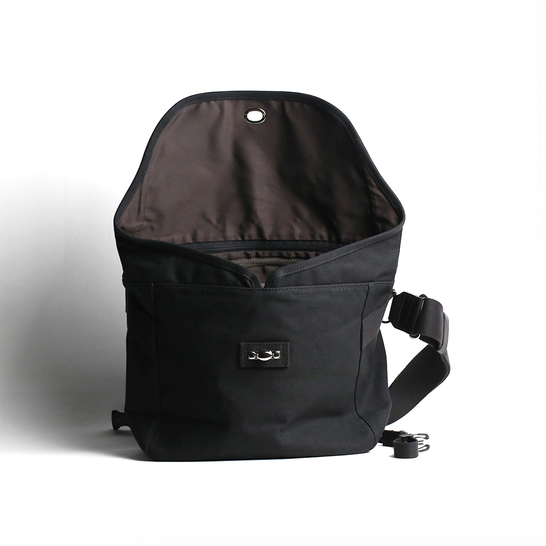 8号帆布A4メッセンジャーバッグ | 香久山鞄