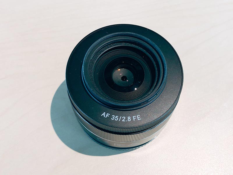 低価格で軽い！α7シリーズの機動力をいかせる SAMYANG 35mm F2.8レンズ