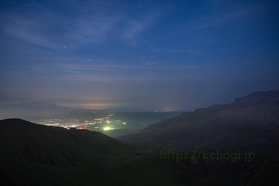 阿蘇の夕暮れ そして星空：杵島岳|熊本県阿蘇市｜kehogi photo