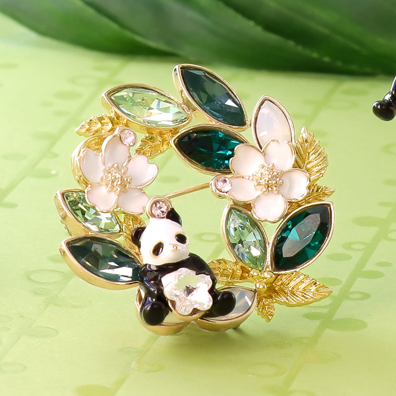 石座チャーム パンダ ＃1088 PP31用 ホワイト・ブラック/G – 貴和