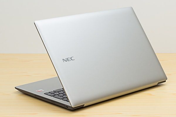 NEC LAVIE Direct NS(A)レビュー！ 格安でフルHD対応の高コスパな15.6