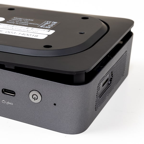 MINISFORUM UN305Cレビュー：Core i3-N305搭載のミニPC | こまめブログ