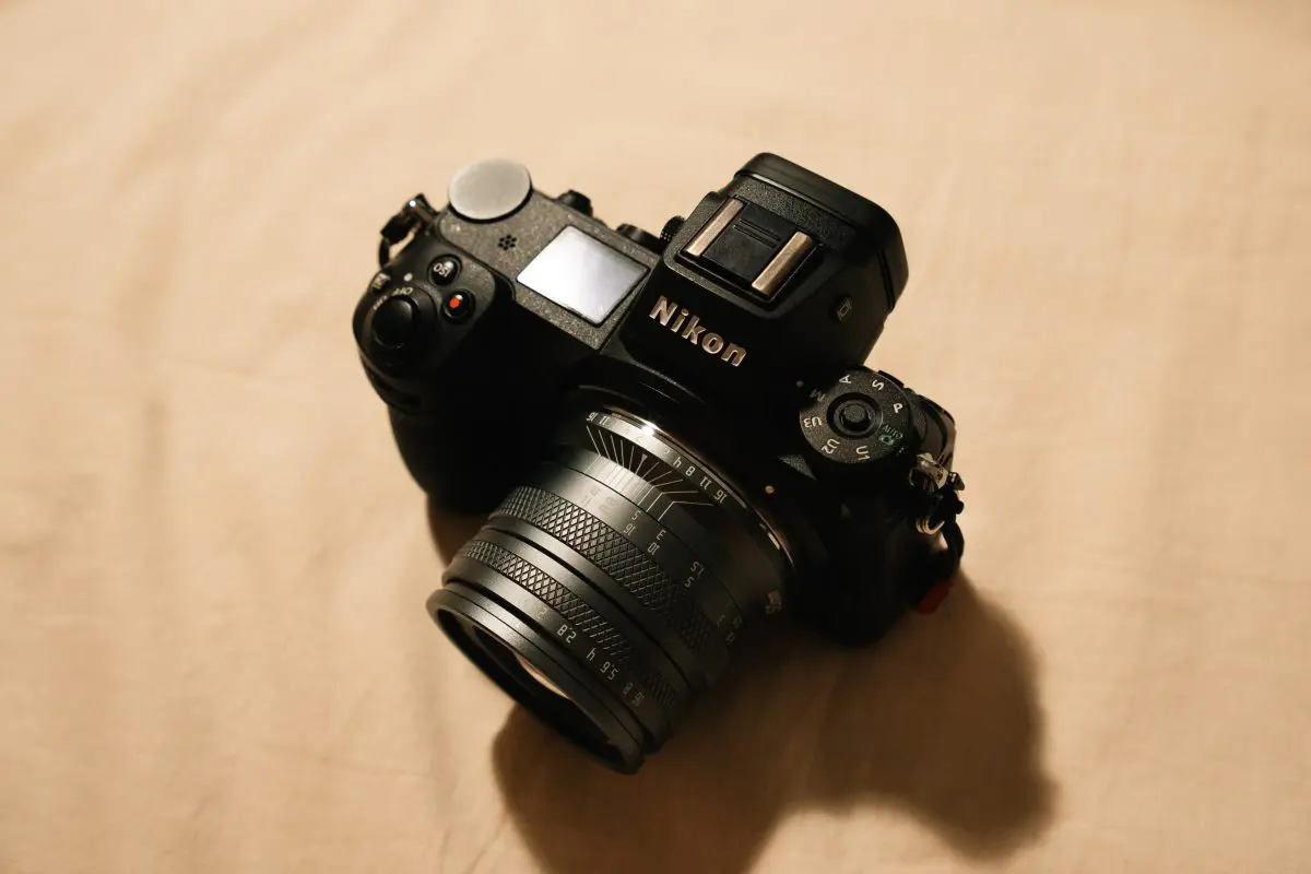 安価なのに写りは抜群の単焦点レンズ！「AstrHori 50mm F2.0」実写