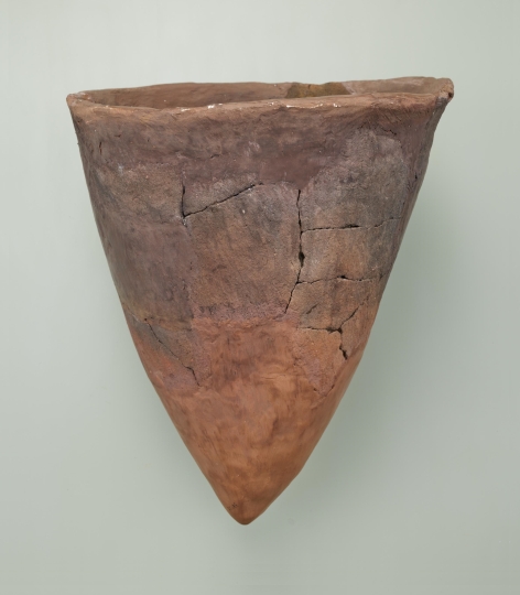 尖底土器(センテイドキ)とは？ 意味や使い方 - コトバンク