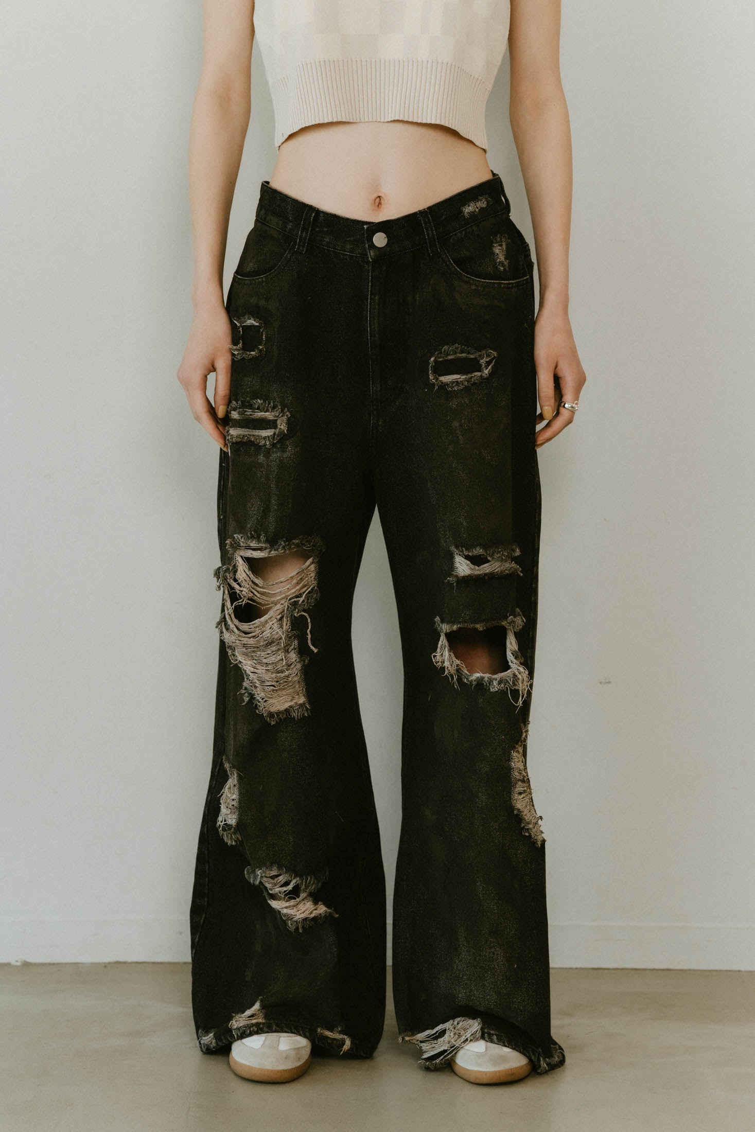 damage denim pants(unisex)/blackwhite | KNUTH MARF