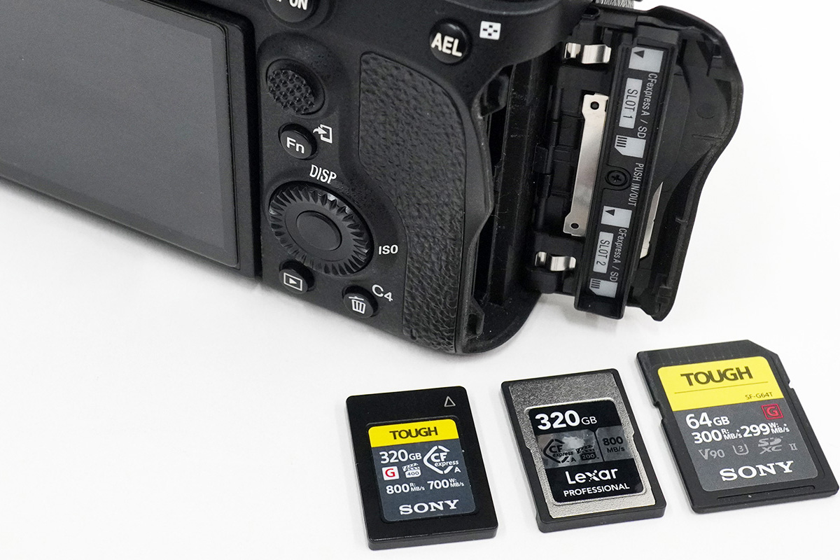 CFexpress Type A / SDメモリーカード両対応のカードリーダー「MRW-G2