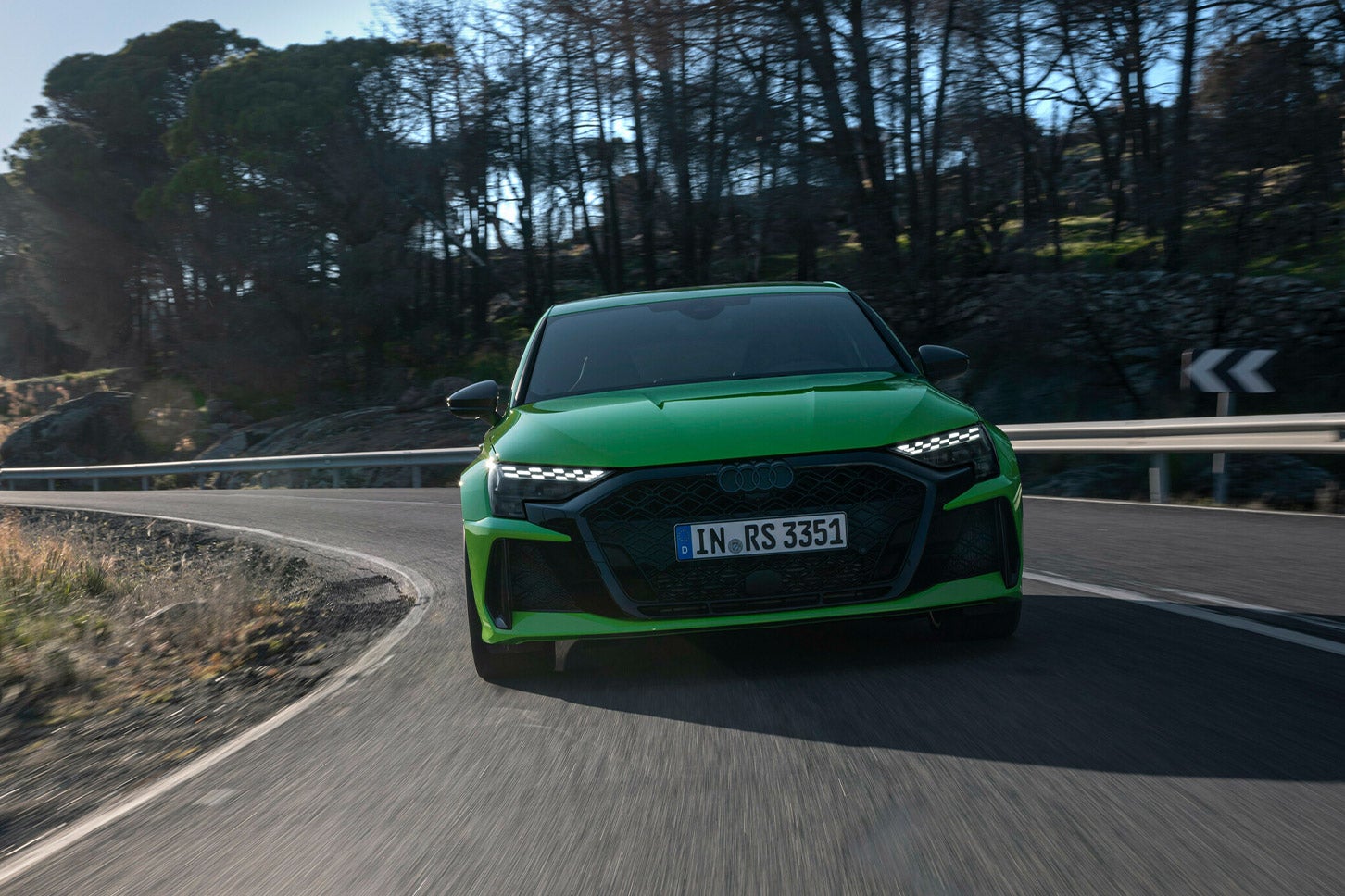 アウディが進化した「RS 3セダン/スポーツバック」を発表。ニュル最速