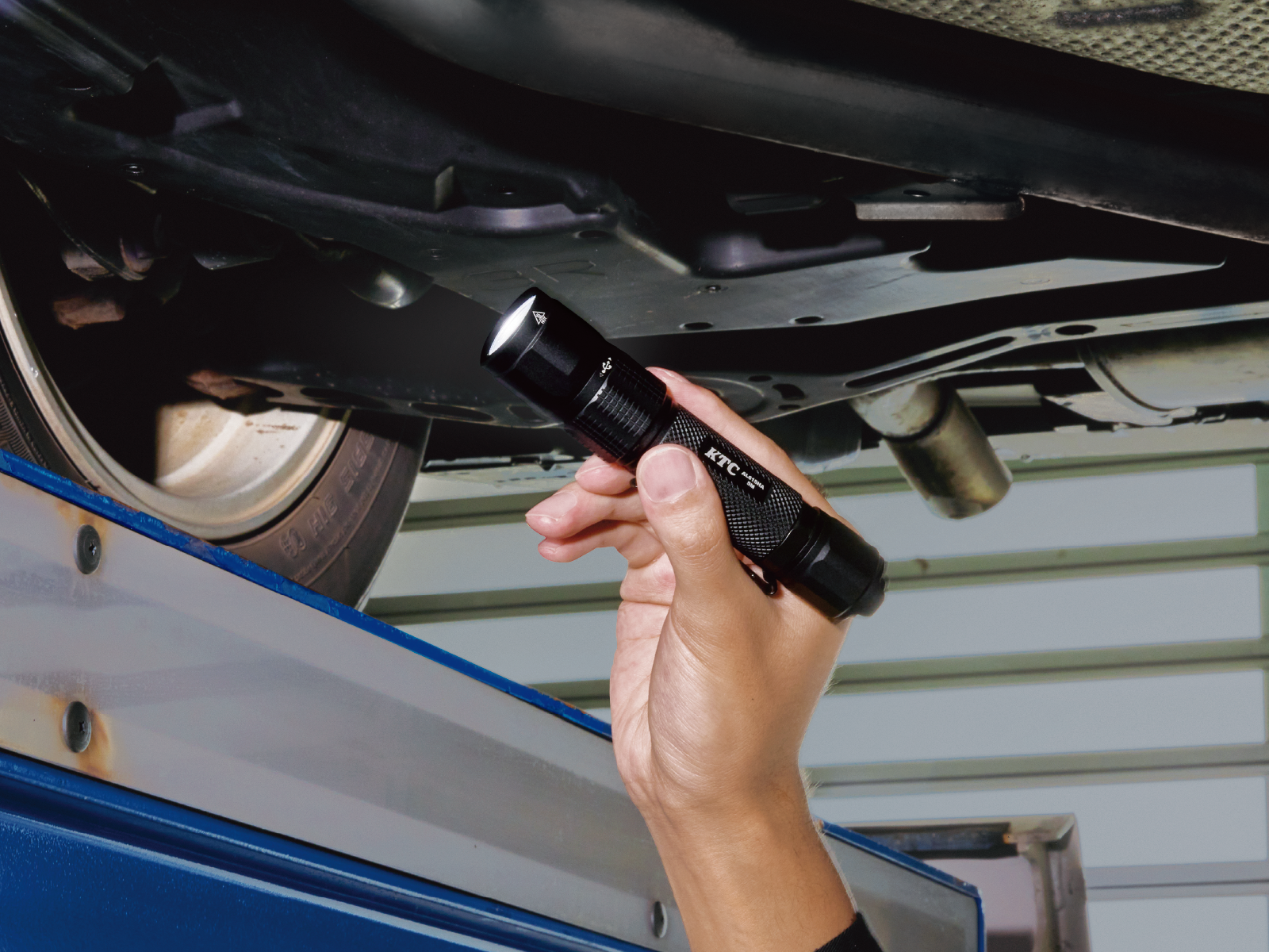 充電式LEDハンドライト | KTCツールオフィシャルサイト