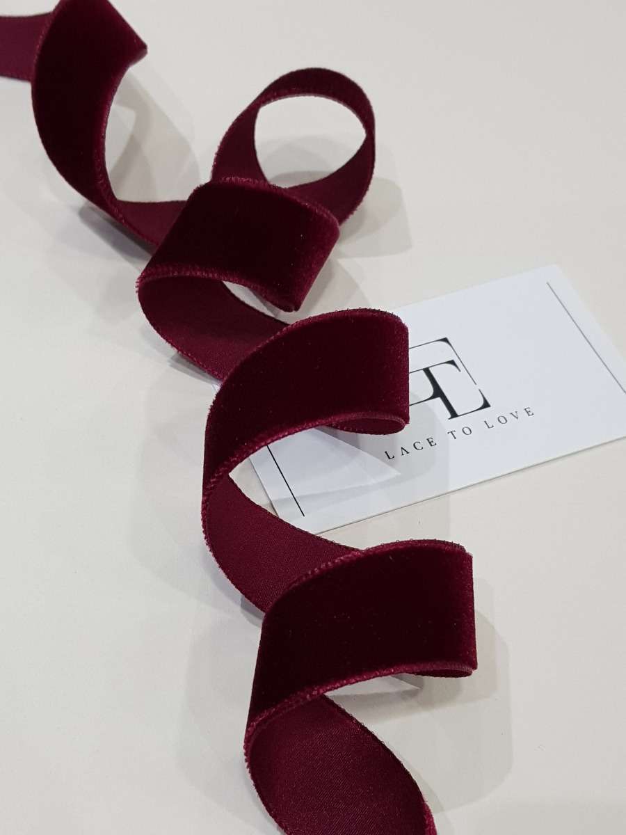 Dark red velvet ribbon - Lace To Love